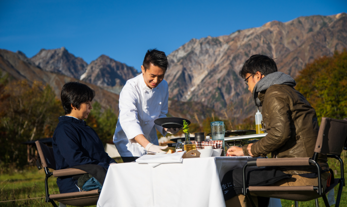 屋外の食事